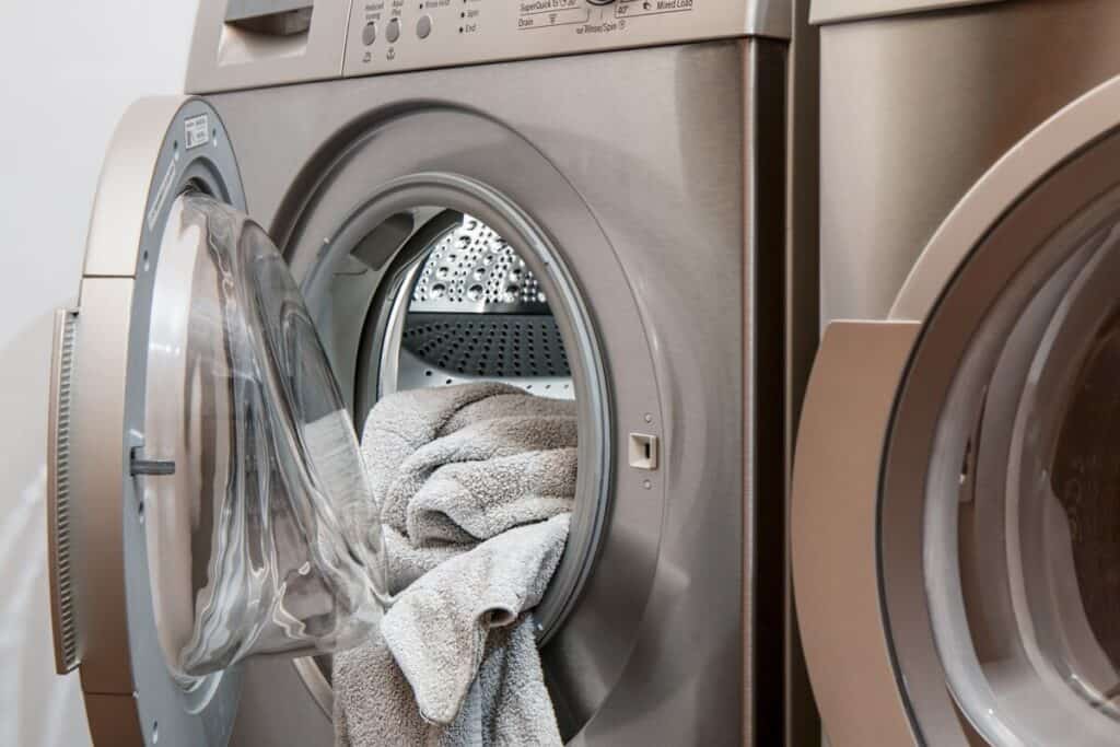 dryer balls vs dryer sheets