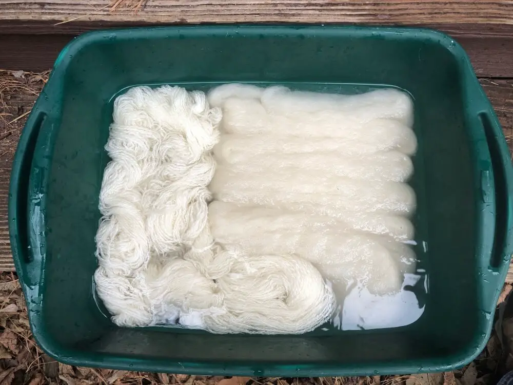 how to dye wool